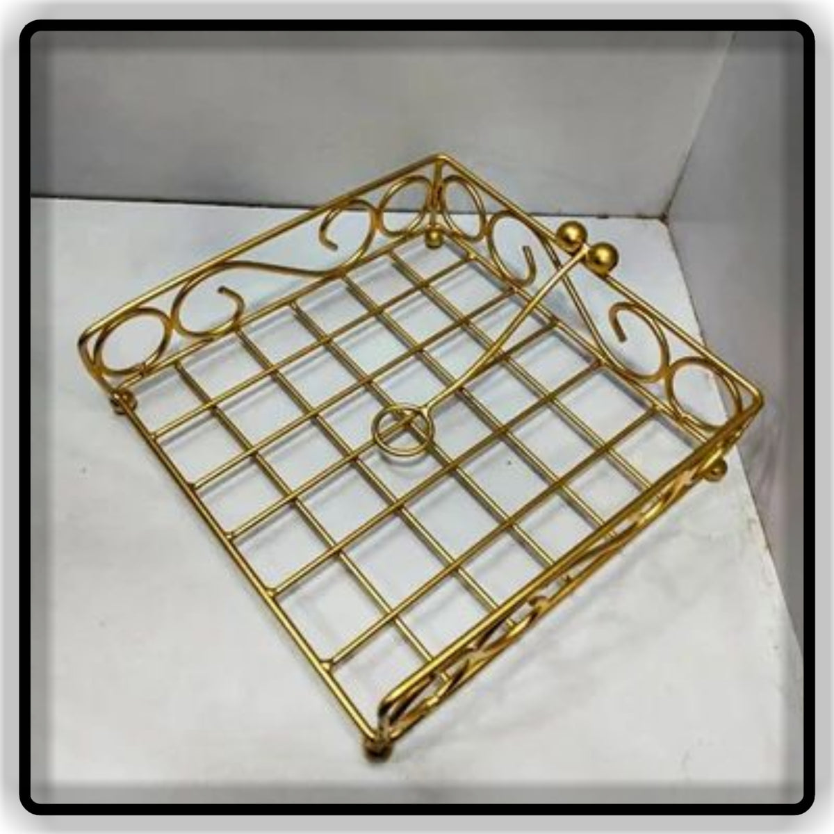Decorative Metal Tissue Holder Stand – Elegant Black & Gold Design for Home & Office